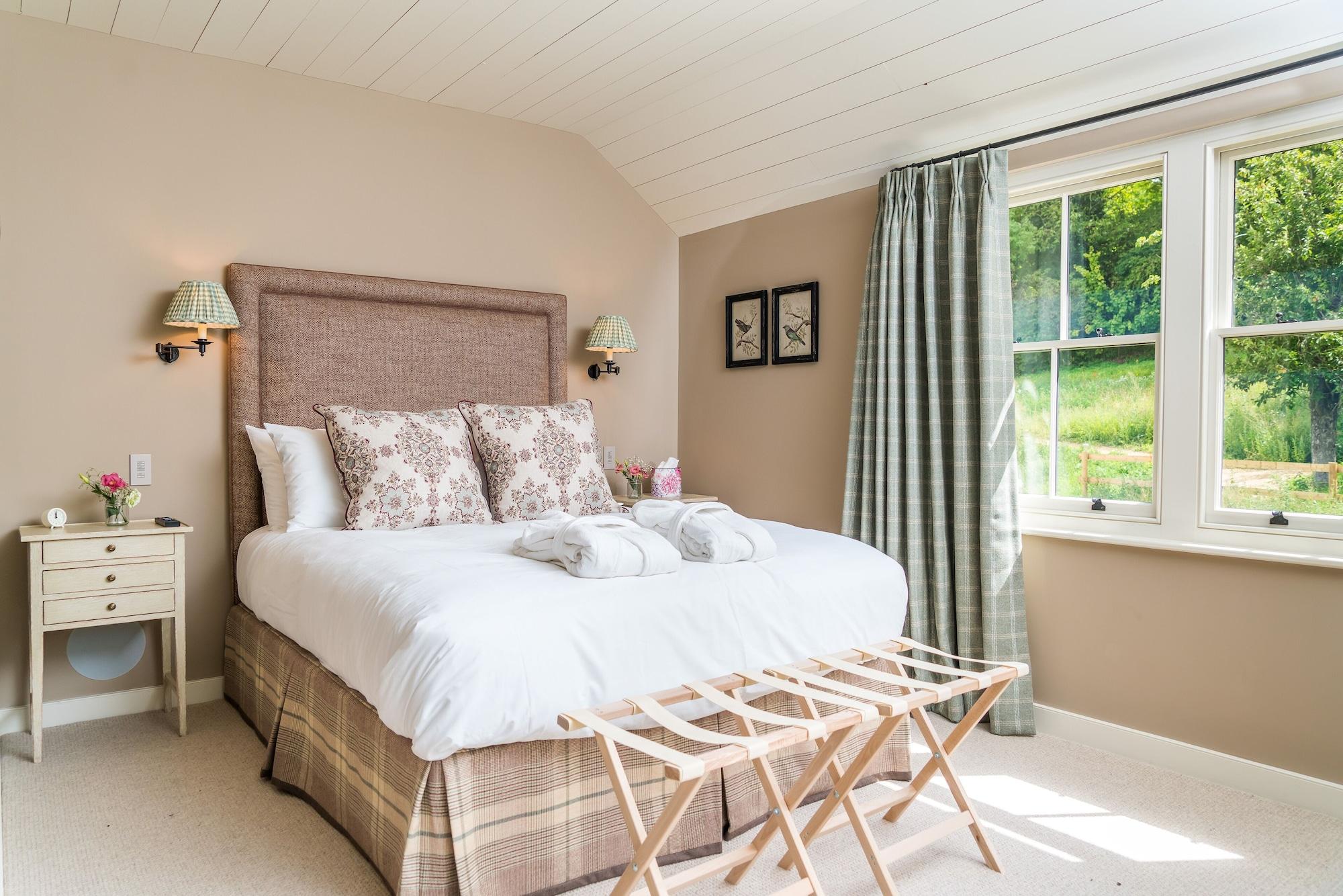The Three Daggers Bed & Breakfast Edington  Exterior photo